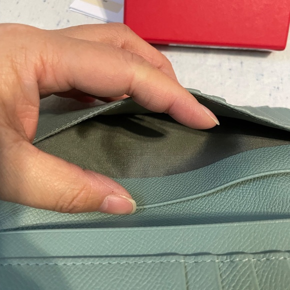 Ferragamo Lucky Charme Gancini Continental Wallet - Picture 7 of 8